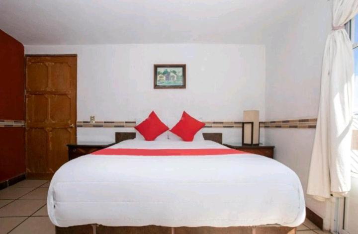 Hotel Real Cortes Mineral del Monte Exterior photo