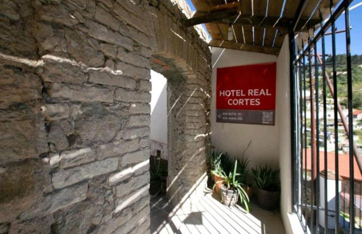 Hotel Real Cortes Mineral del Monte Exterior photo
